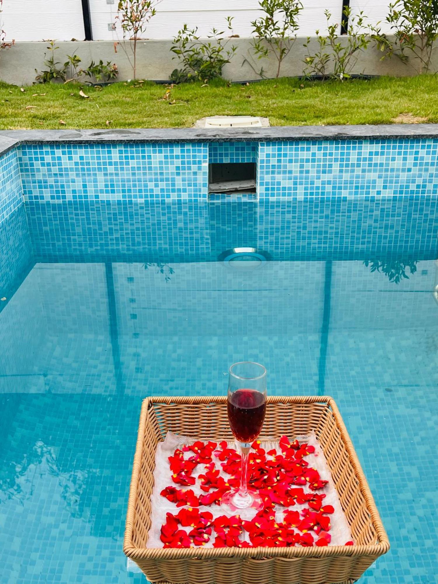 Aura Farms - Private Pool Cottages Rāmanagaram Екстериор снимка